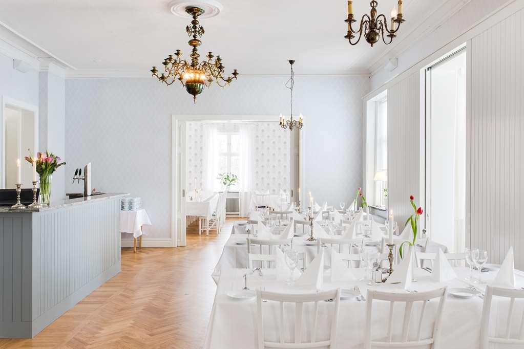 Stiftsgarden Skelleftea Hotel Ресторант снимка